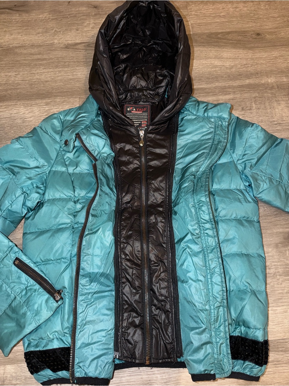 Down jackets - Picture 8 of 10